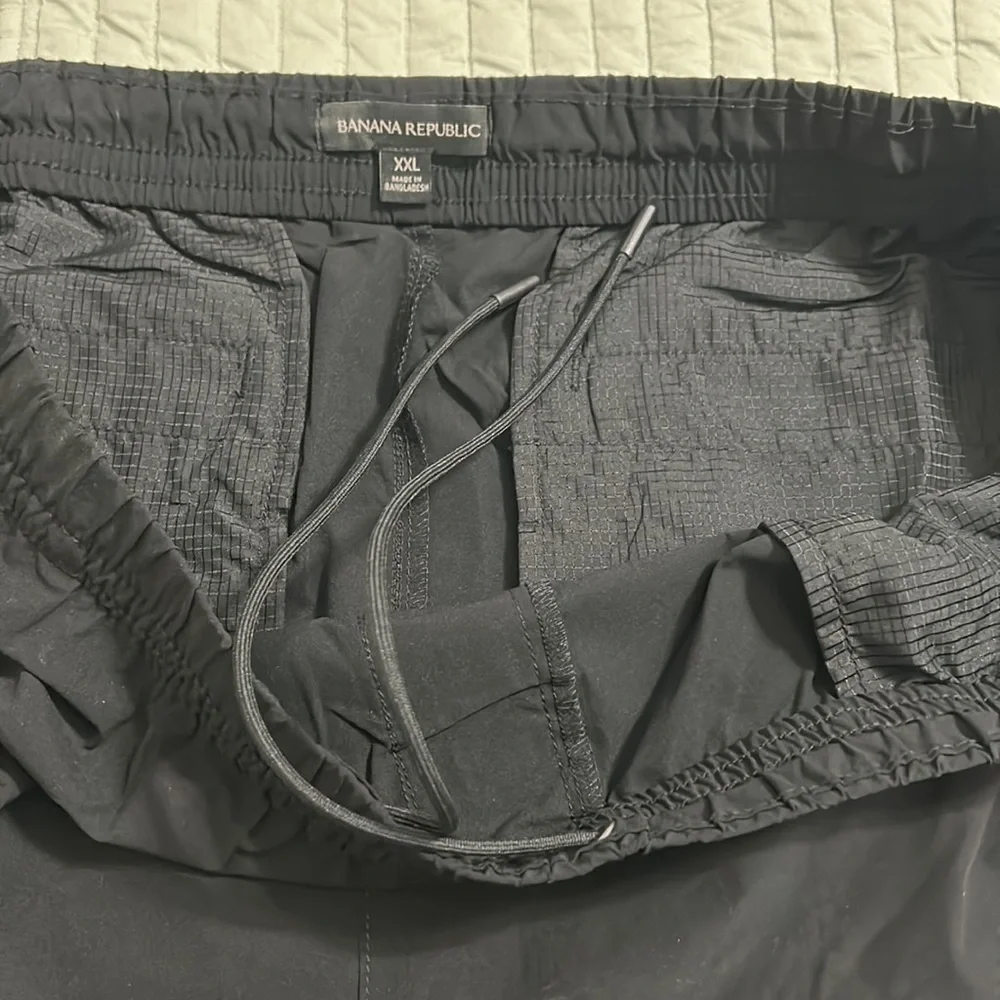 Banana Republic men’s banana