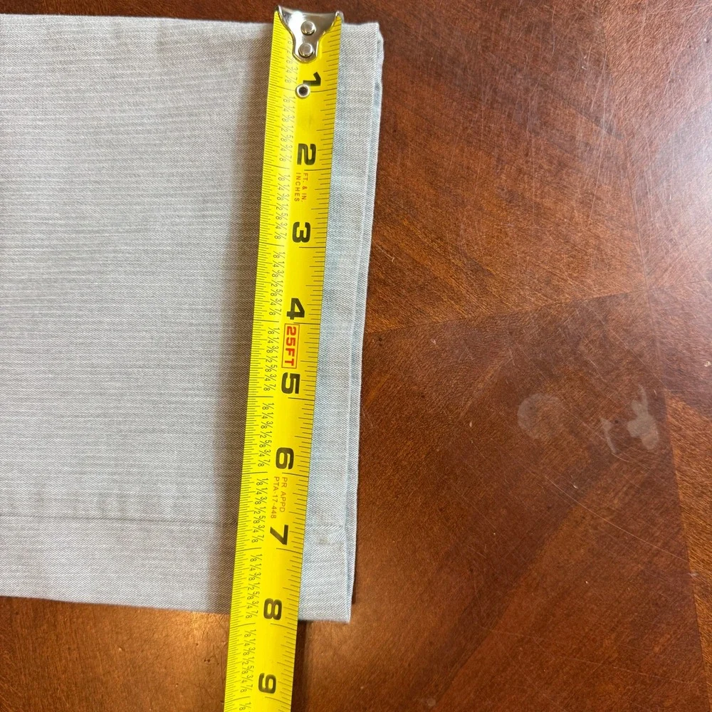Banana Republic brand banana