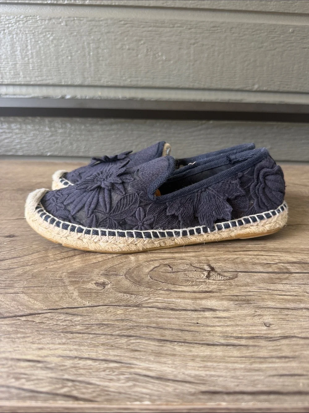 Tory Burch pre owned