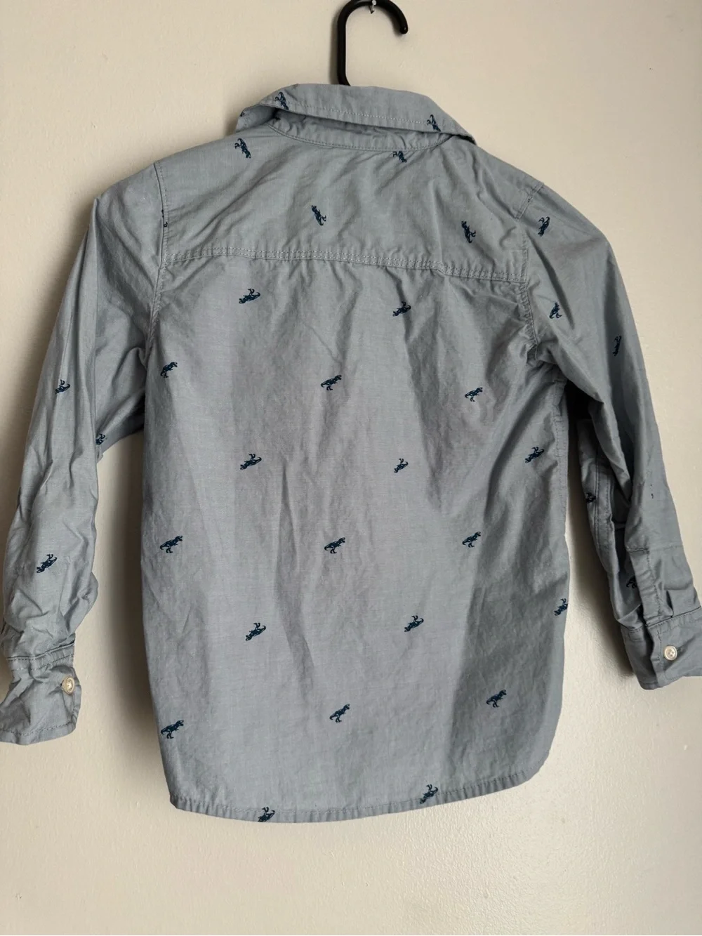 OshKosh Bgosh casual button