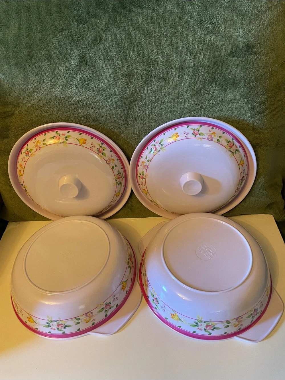 Set of 2 - Melamine pink floral 8”inch Serving Casserole/ Lids and 2- 10” plates