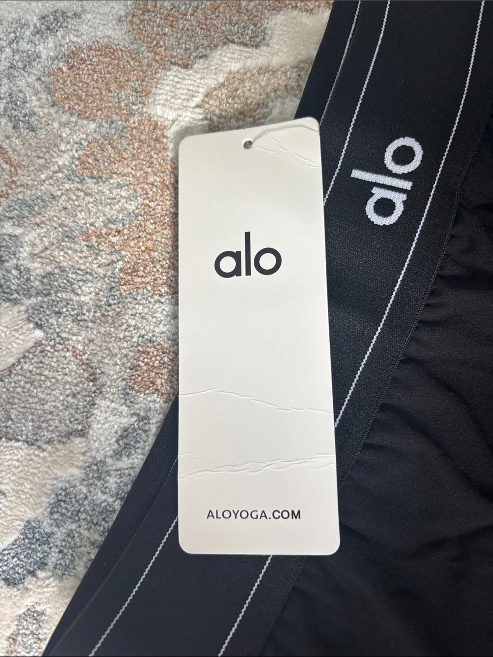ALO Yoga black alo