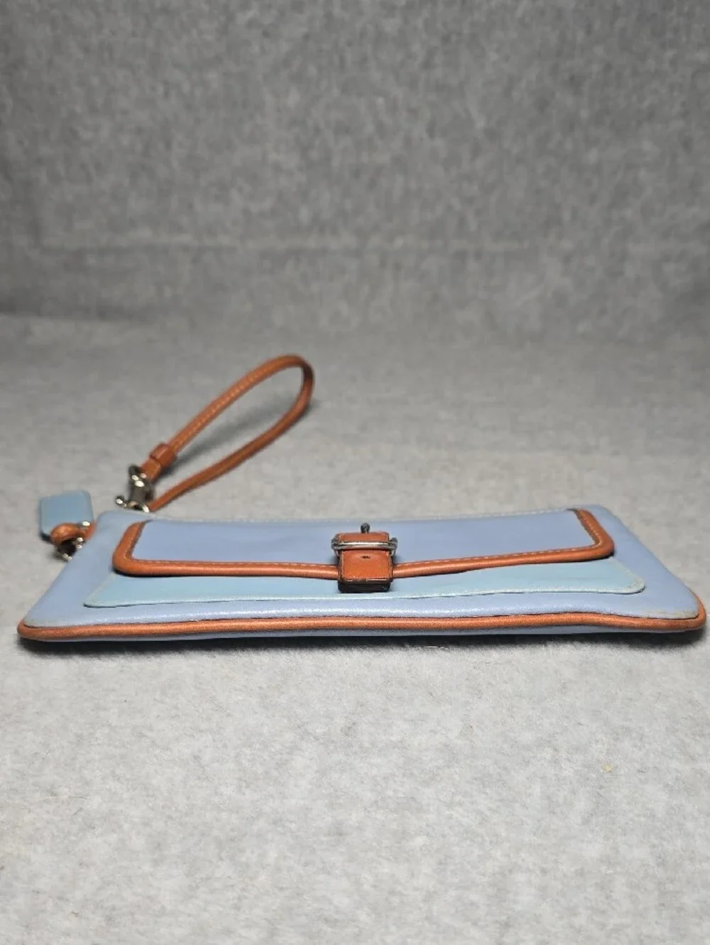 Coach elegant wristlet
