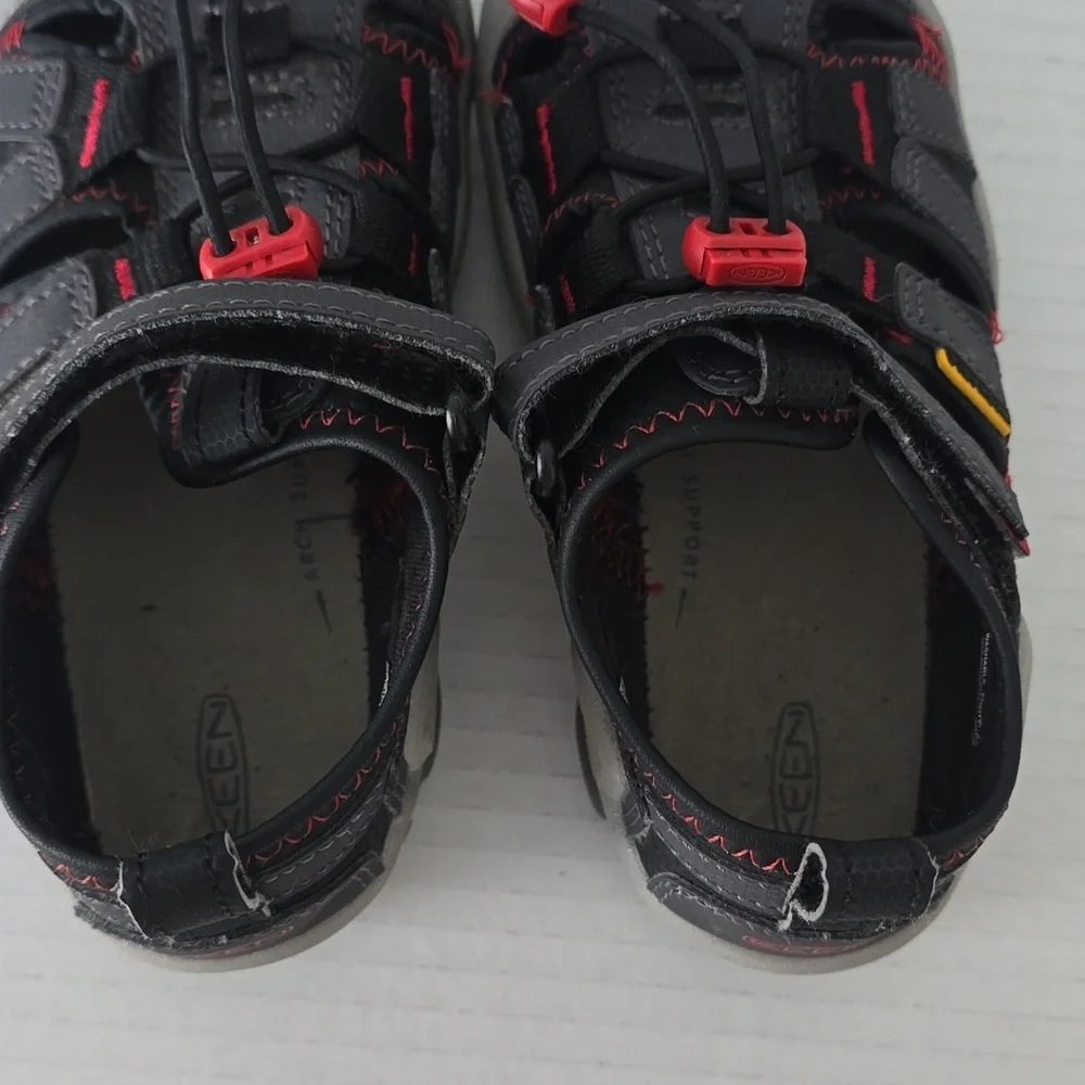 Keen boys washable