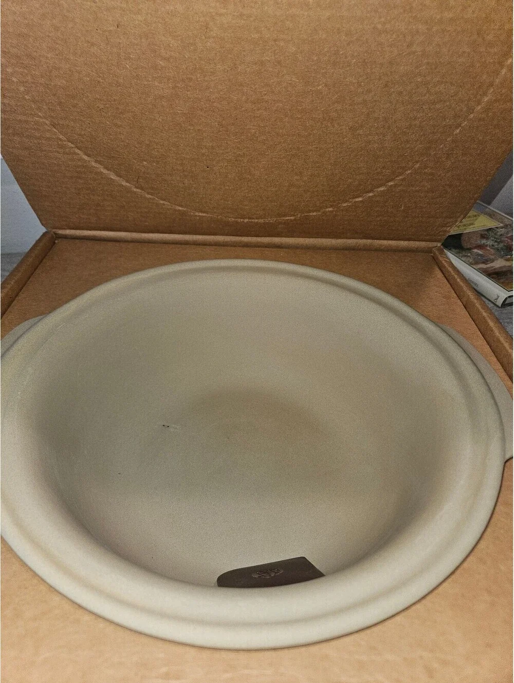 The Pampered Chef Stoneware Baking Bowl - Cream