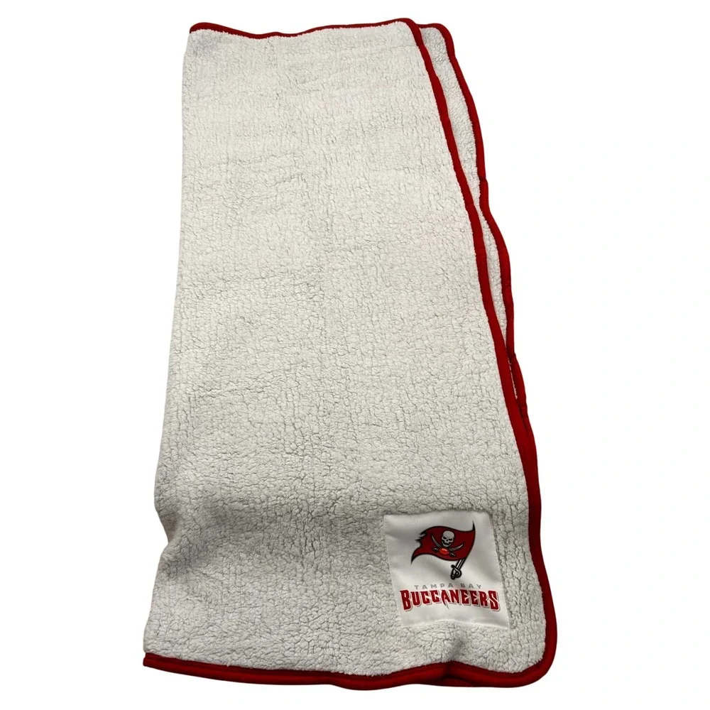 Northwest Tampa Bay Buccaneers NFL Sherpa Fleece Throw Blanket Red White