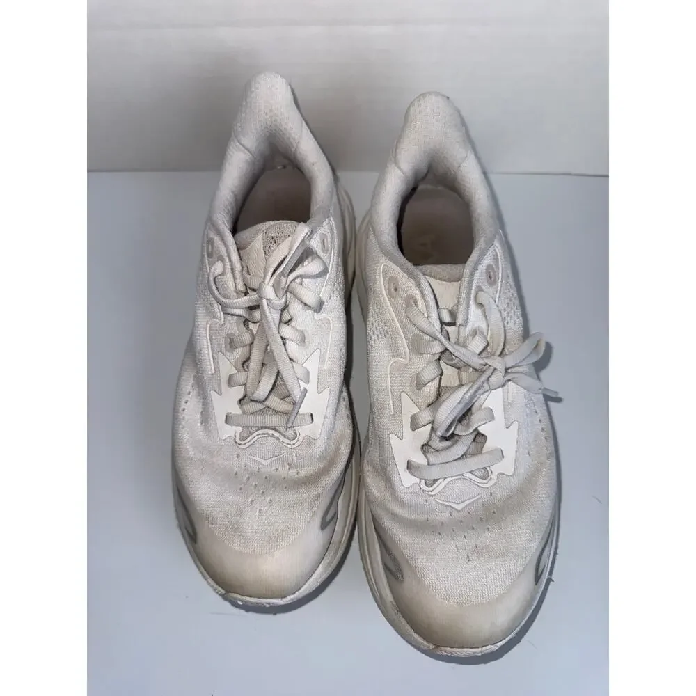 Hoka all white