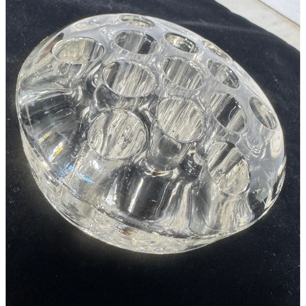 Unbranded vintage clear