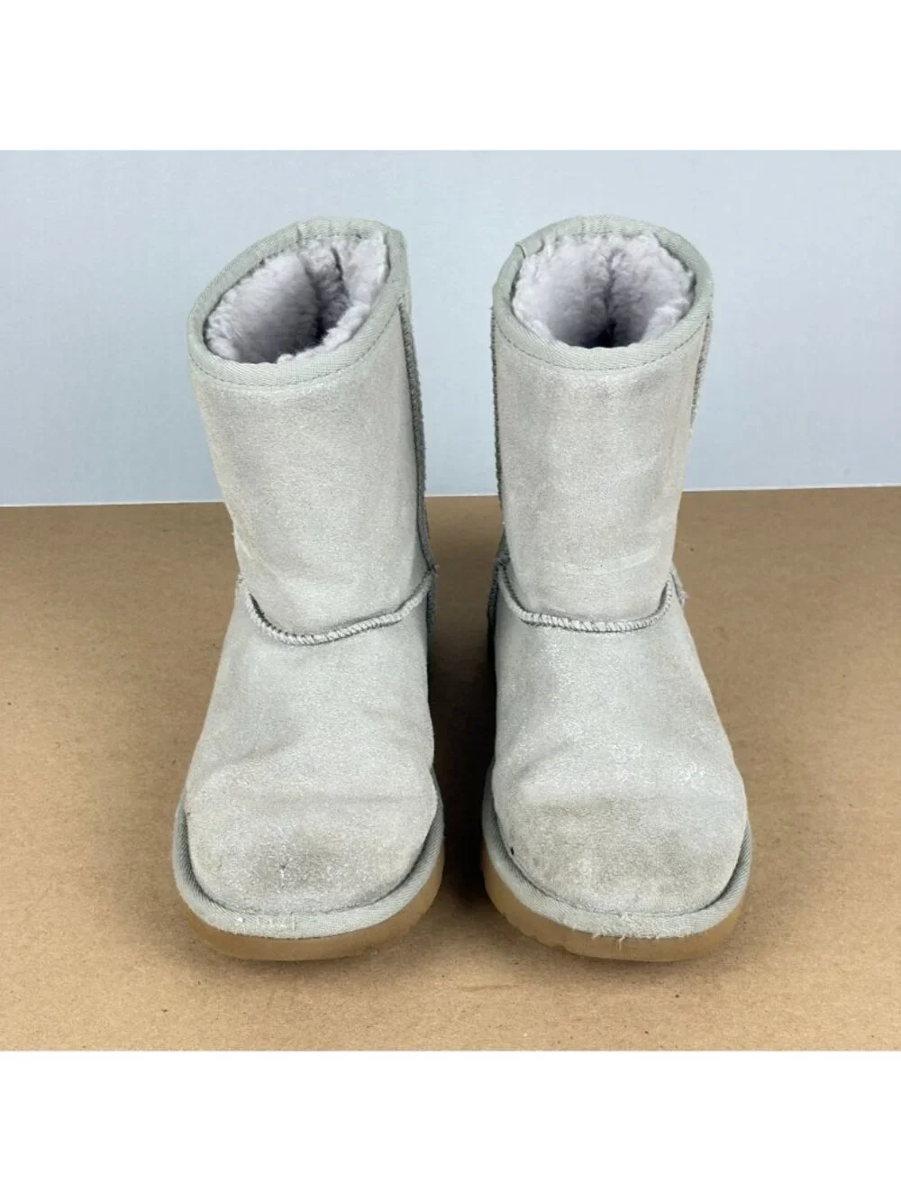 UGG style number