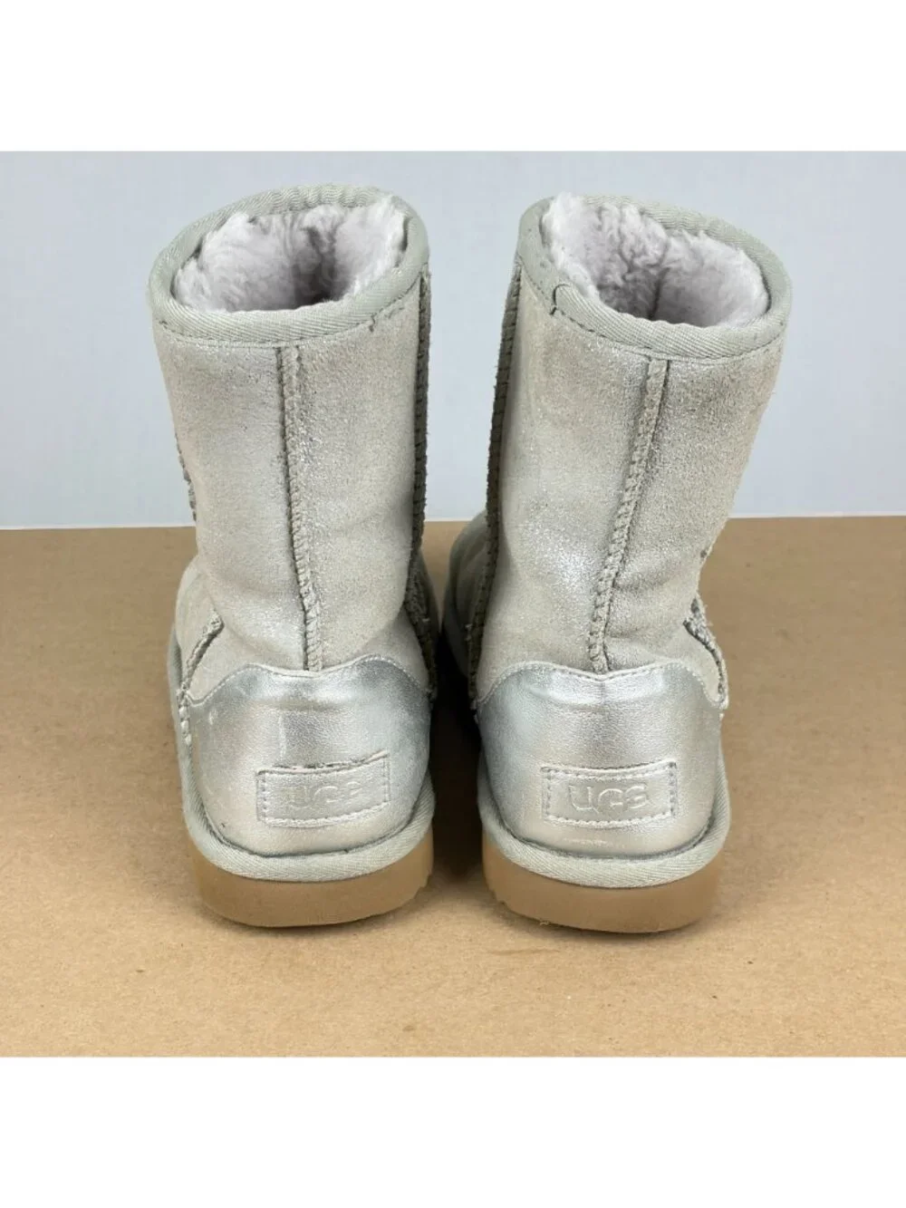 UGG style number