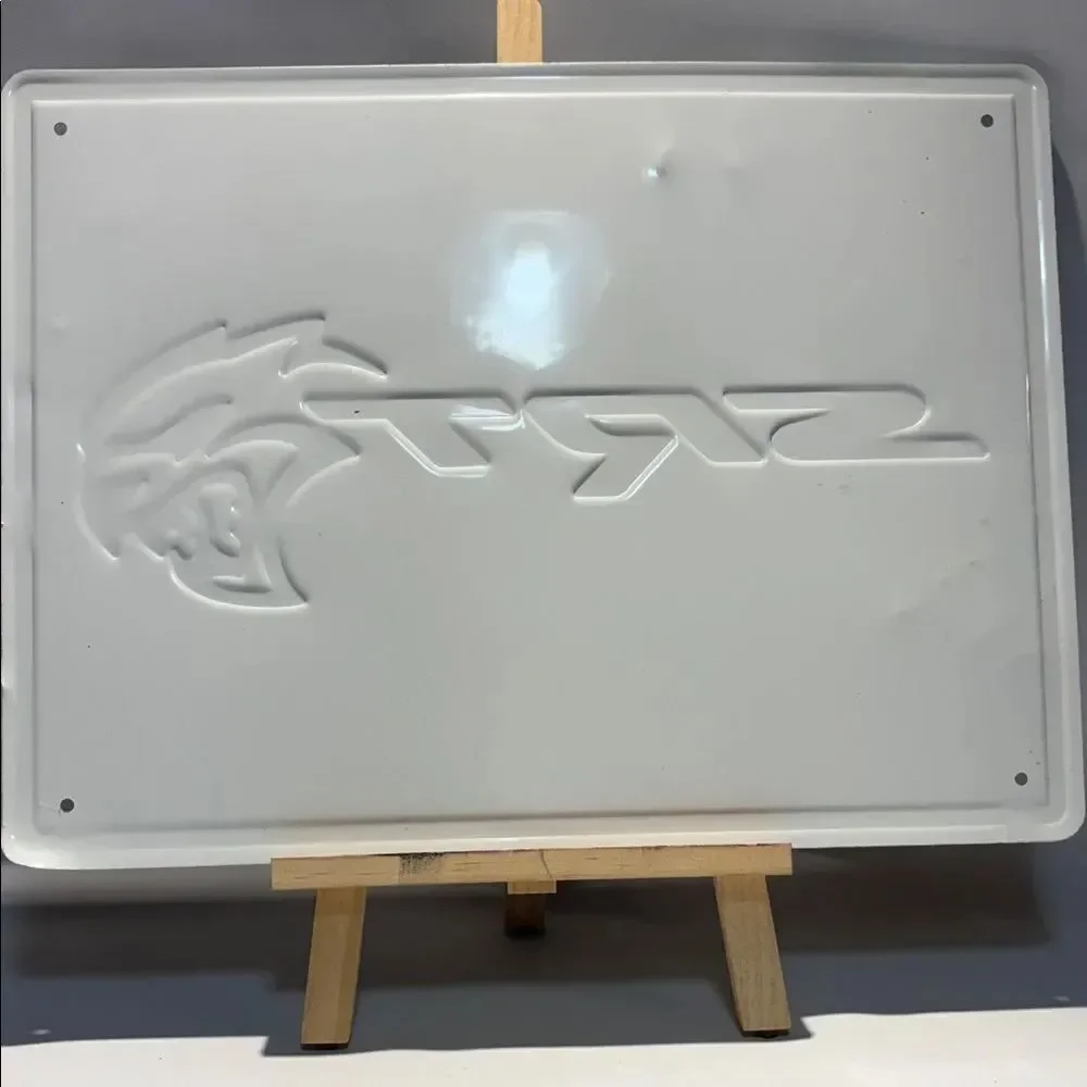 SRT sleek metal