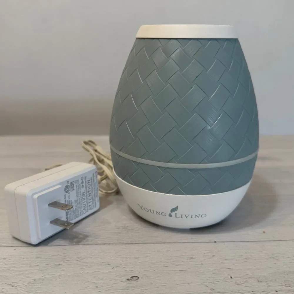 Young Living sweet aroma‎ ultrasonic diffuser