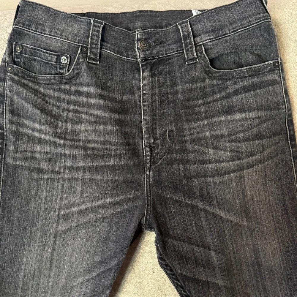 True Religion shown photos
