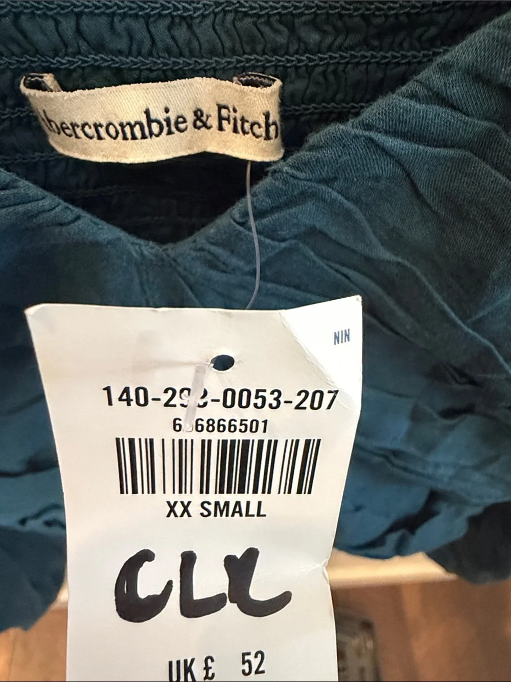 Abercrombie & Fitch fitted ruched