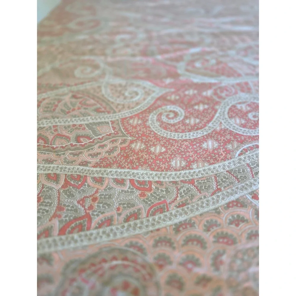 Cuddledown elegant paisley