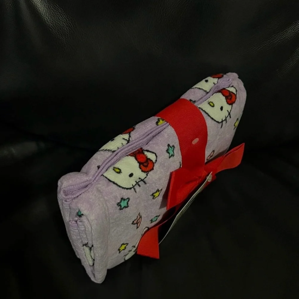 Hello Kitty hello kitty
