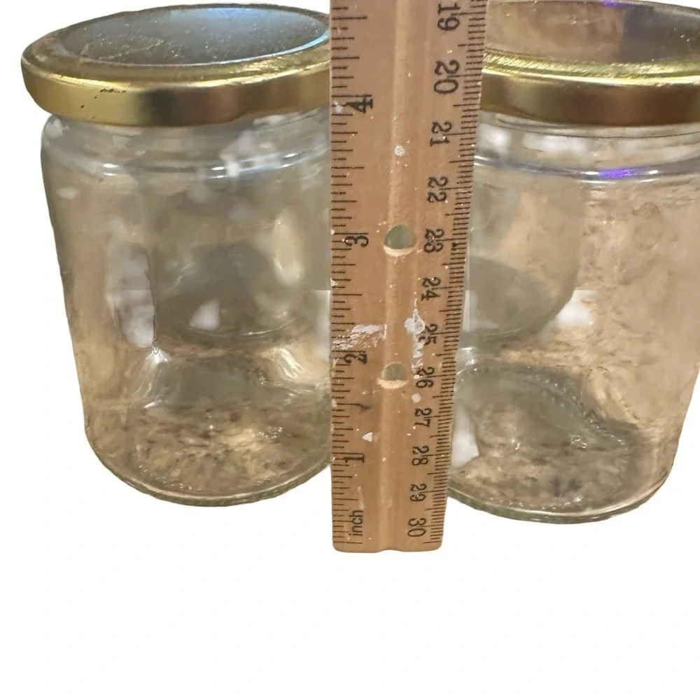 N/A gold lidded