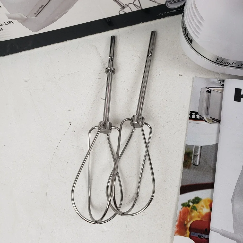 KitchenAid Classic 3 Speed Hand Mixer White KHM3WH With Turbo Beaters