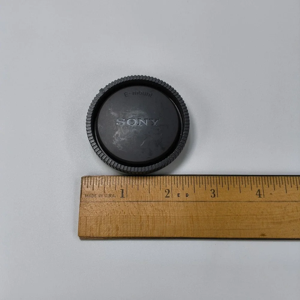 Sony mount body
