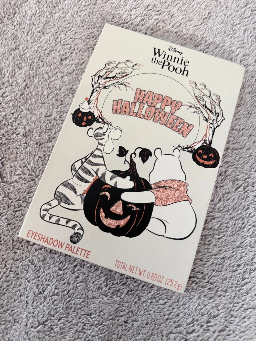 Disney Winnie the Pooh Happy Halloween Eyeshadow Palette 12 Shades NEW