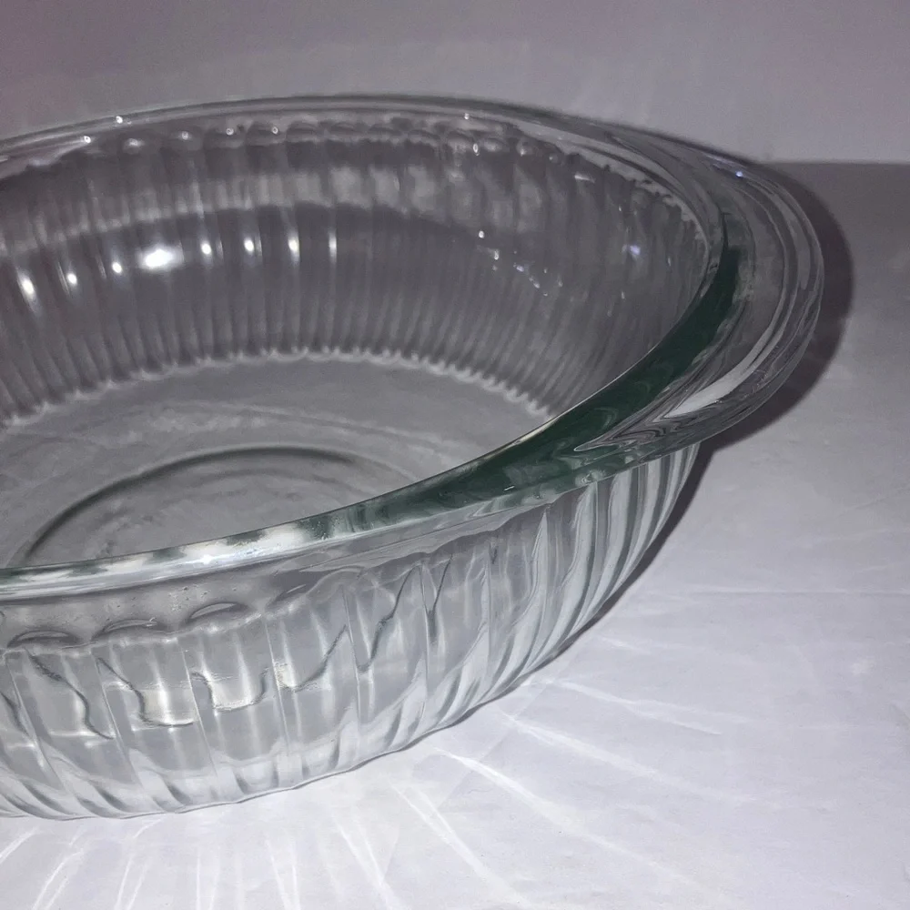 Pyrex preowned deep chips