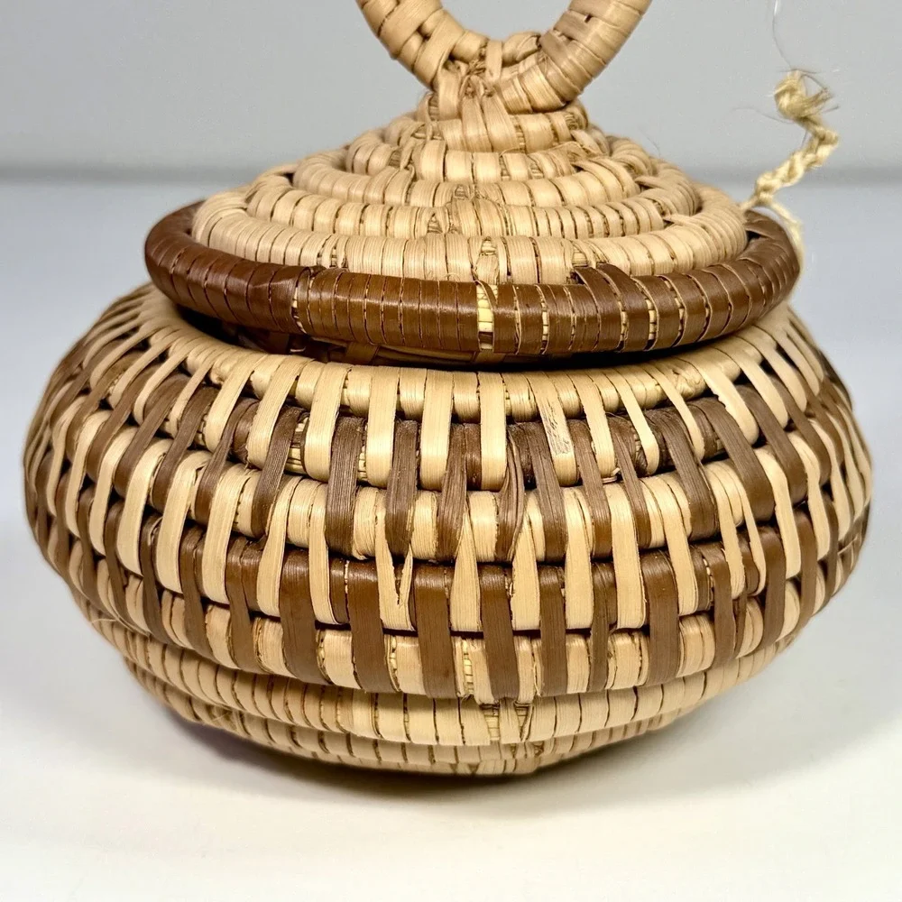 N/A vintage handwoven