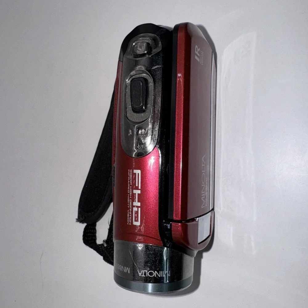 UsedMinolta MN88V 24MP/1080p‎ HD IR Night Vision Digital Camcorder w/ 16GB Parts