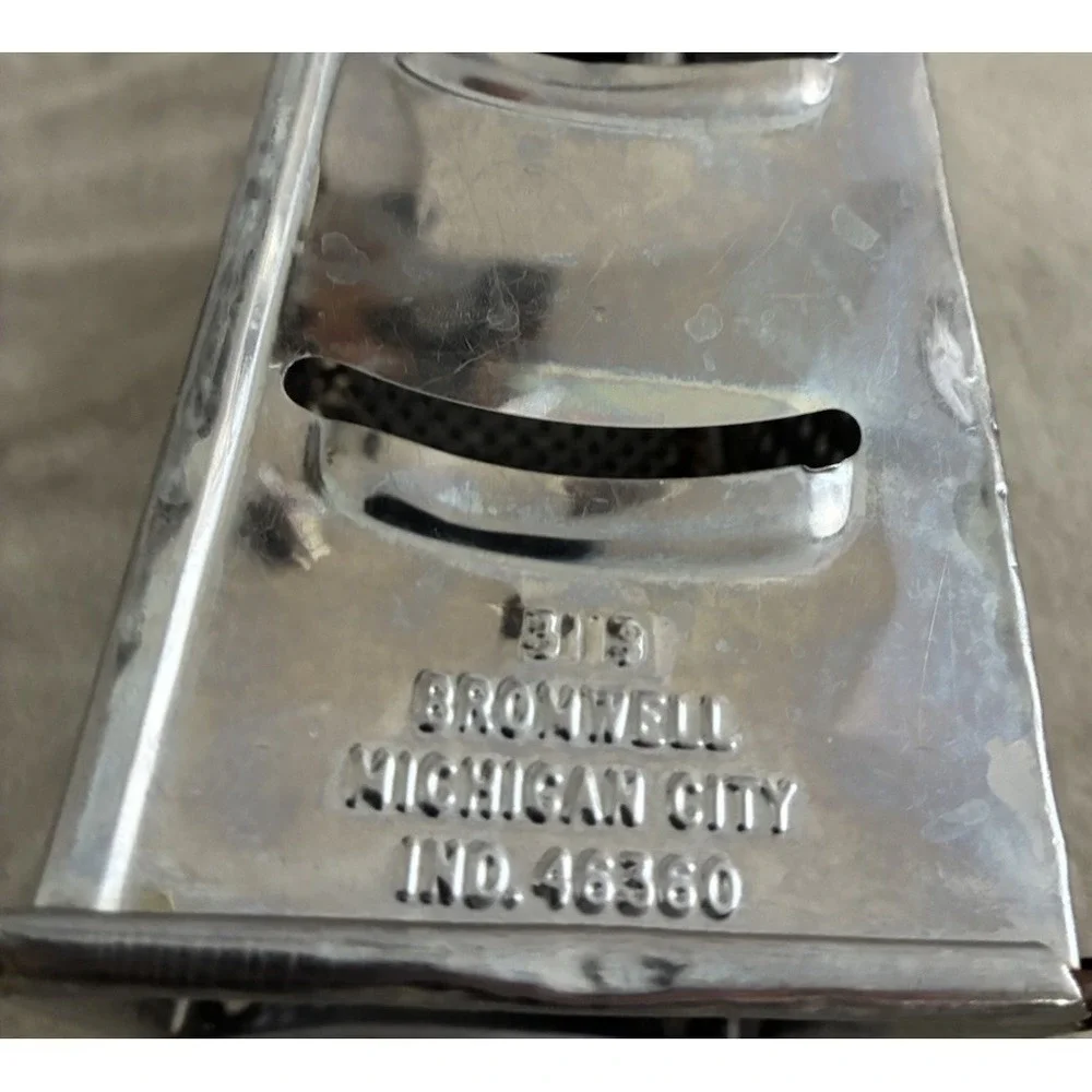 Vintage Bromwell Stainless Box Cheese Grater‎ Shredder Michigan City IN *flaw