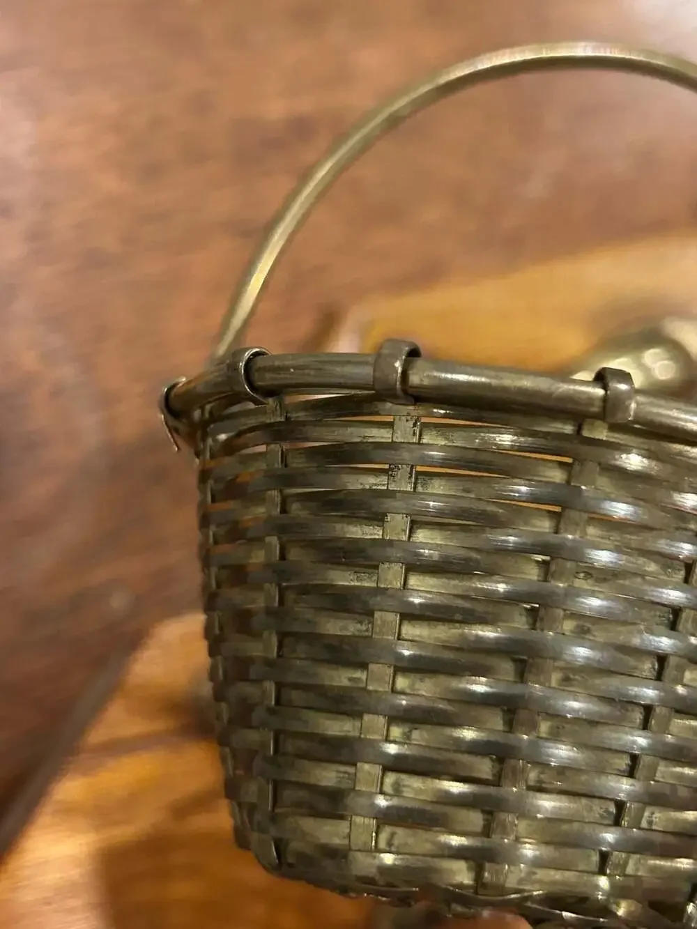 Unbranded finish weave patina