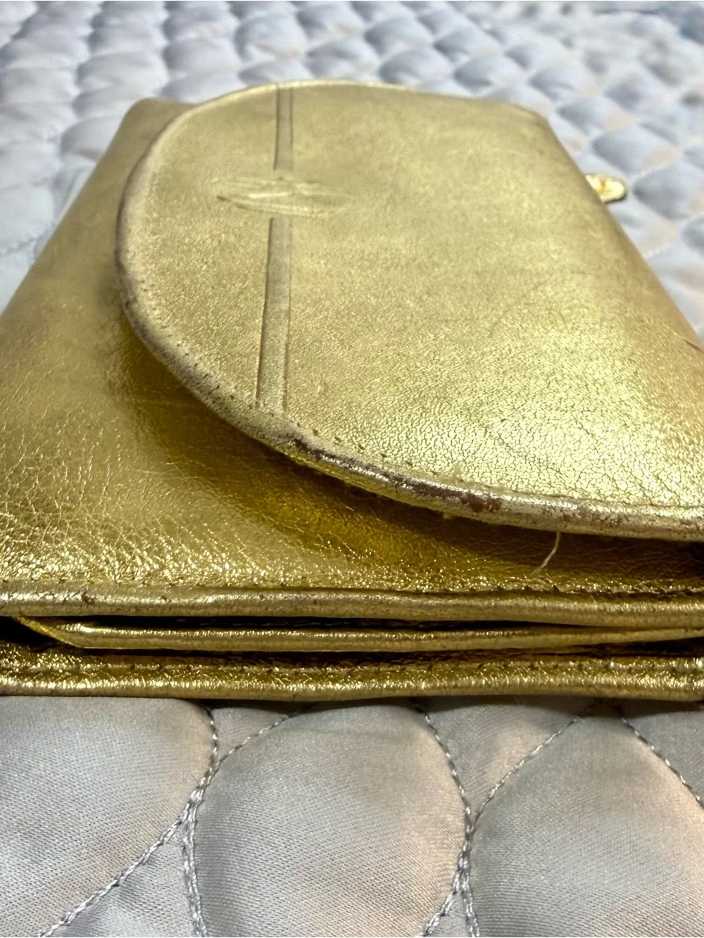 N/A shiny gold