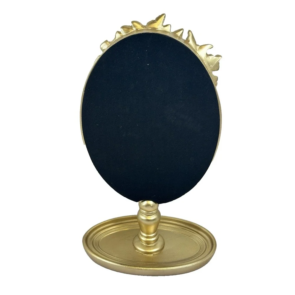 The Unbranded Brand elegant gold