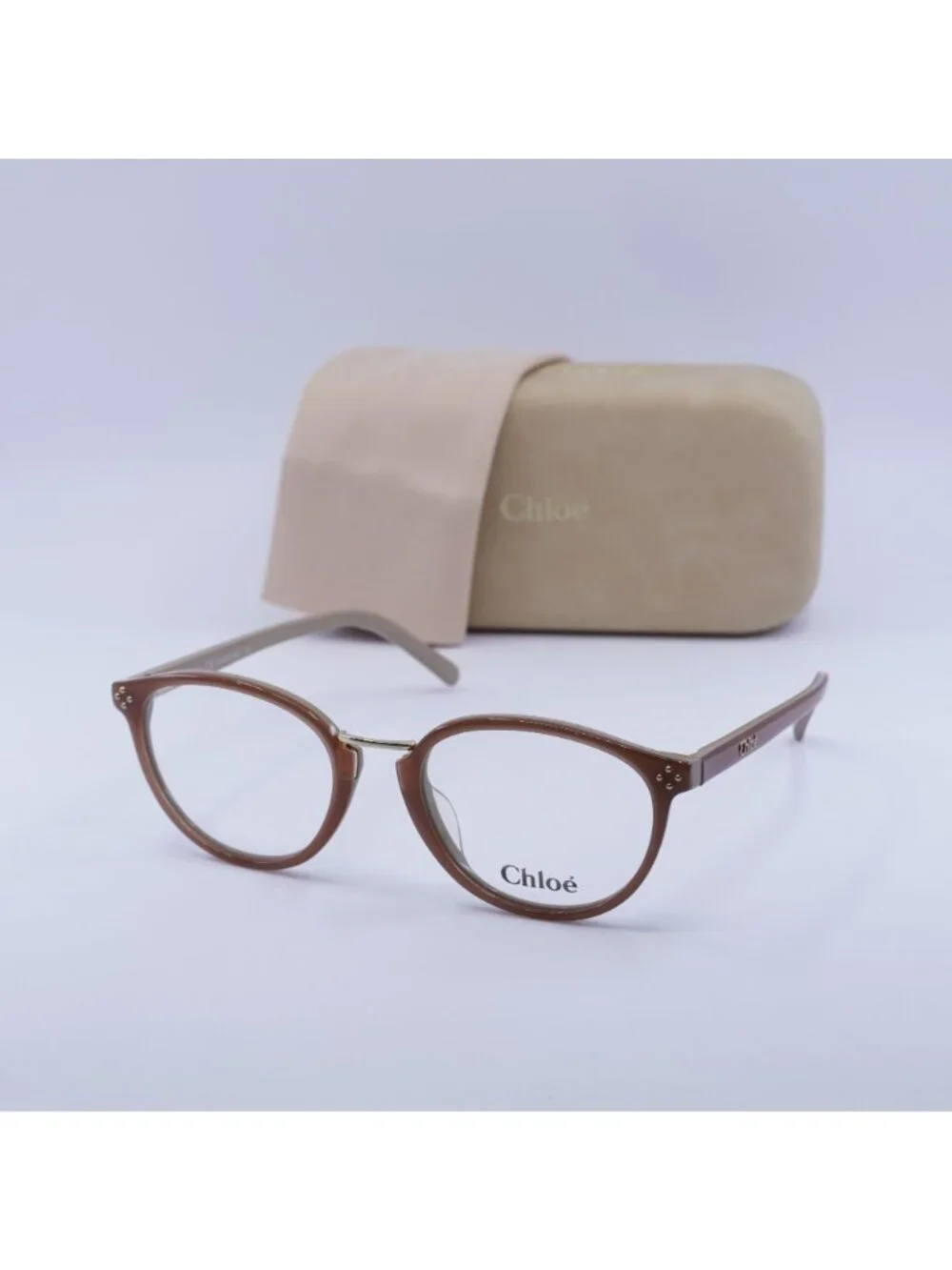 Chloe details retail your