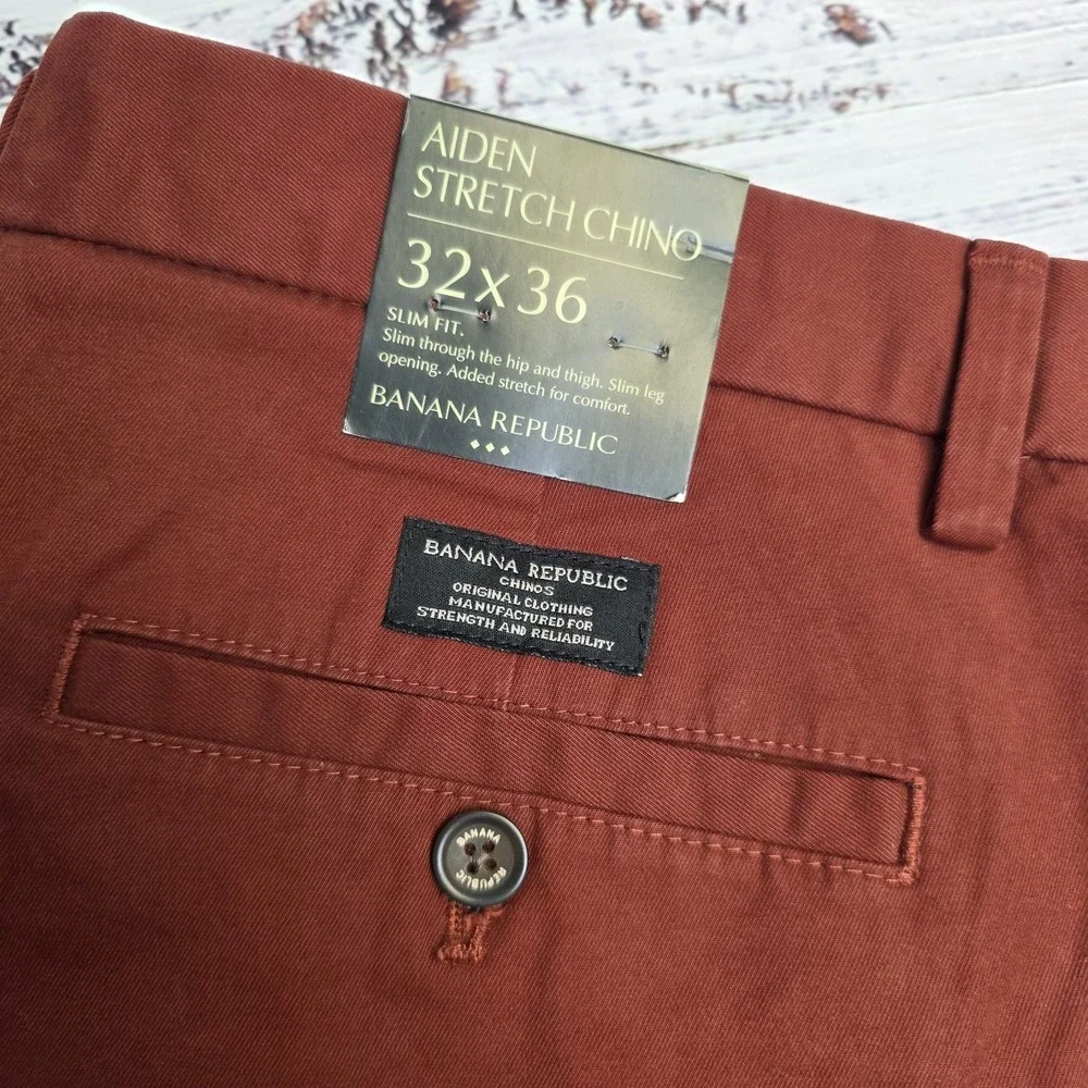 Banana Republic new banana