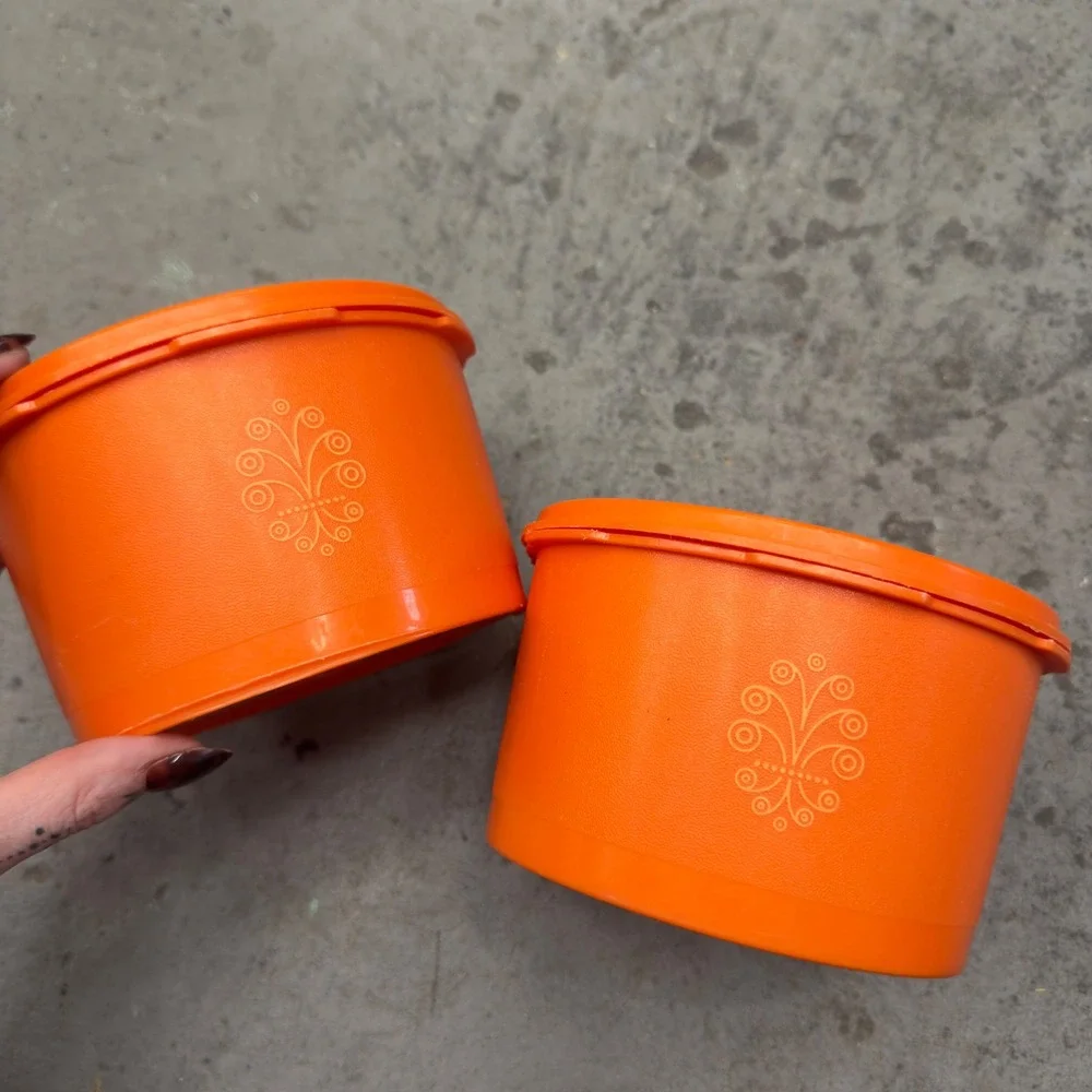 Tupperware vintage servalier