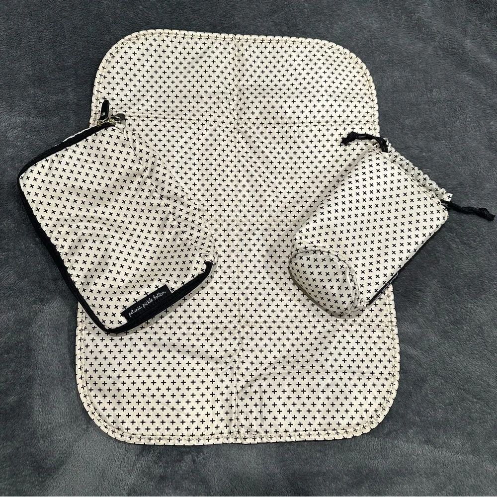 Petunia Pickle Bottom wear top large