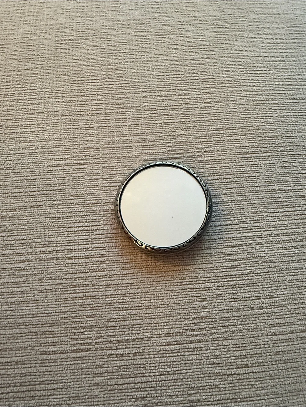 N/A decorative round