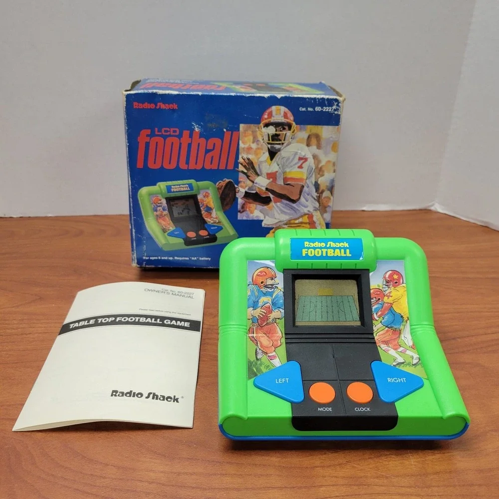 Raido Shack‎ LCD football vintage hand held video game
