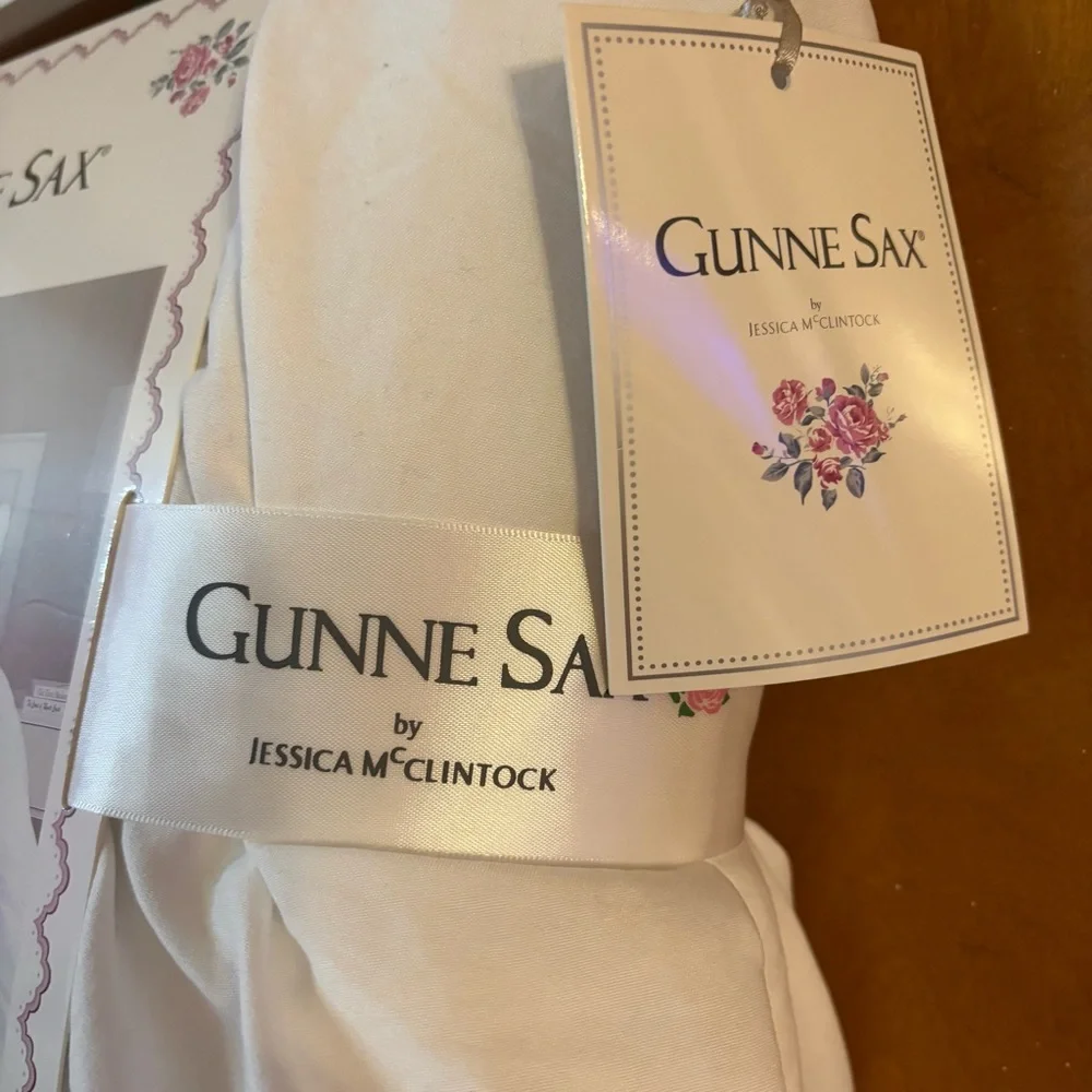Jessica Mcclintock For Gunne Sax new gunne