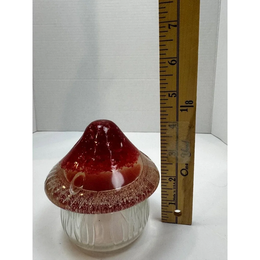 The Unbranded Brand vintage lucite