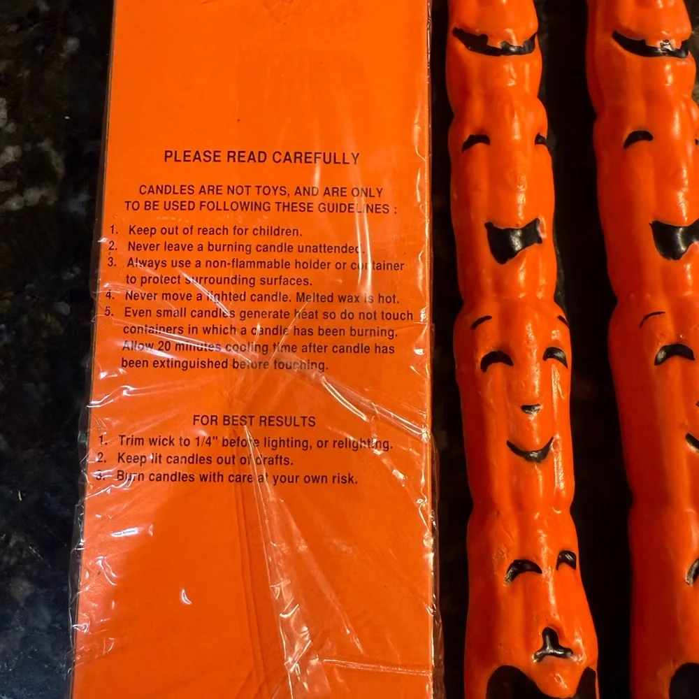 N/A celebrate halloween