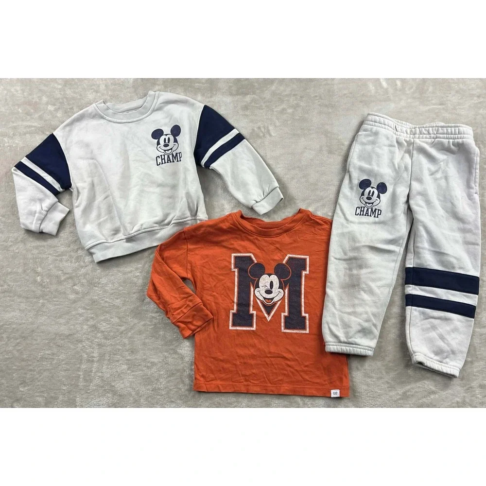GAP baby disney