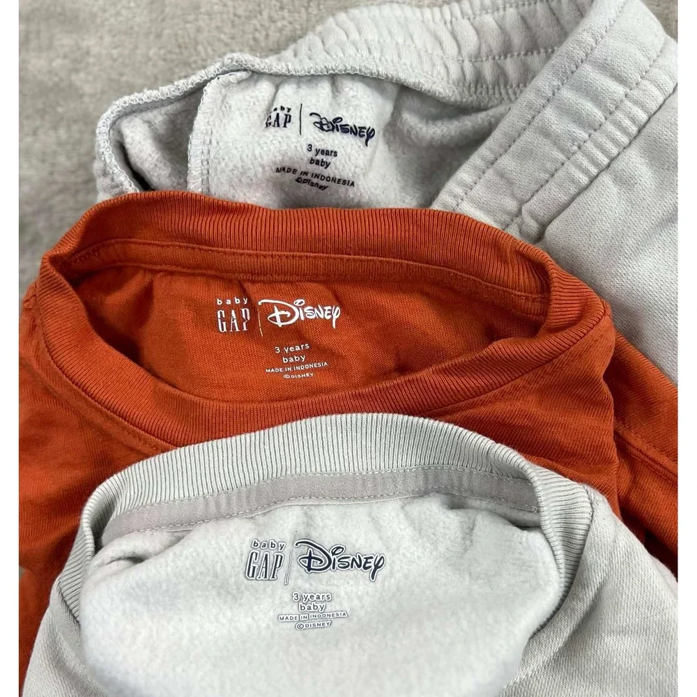 GAP baby disney