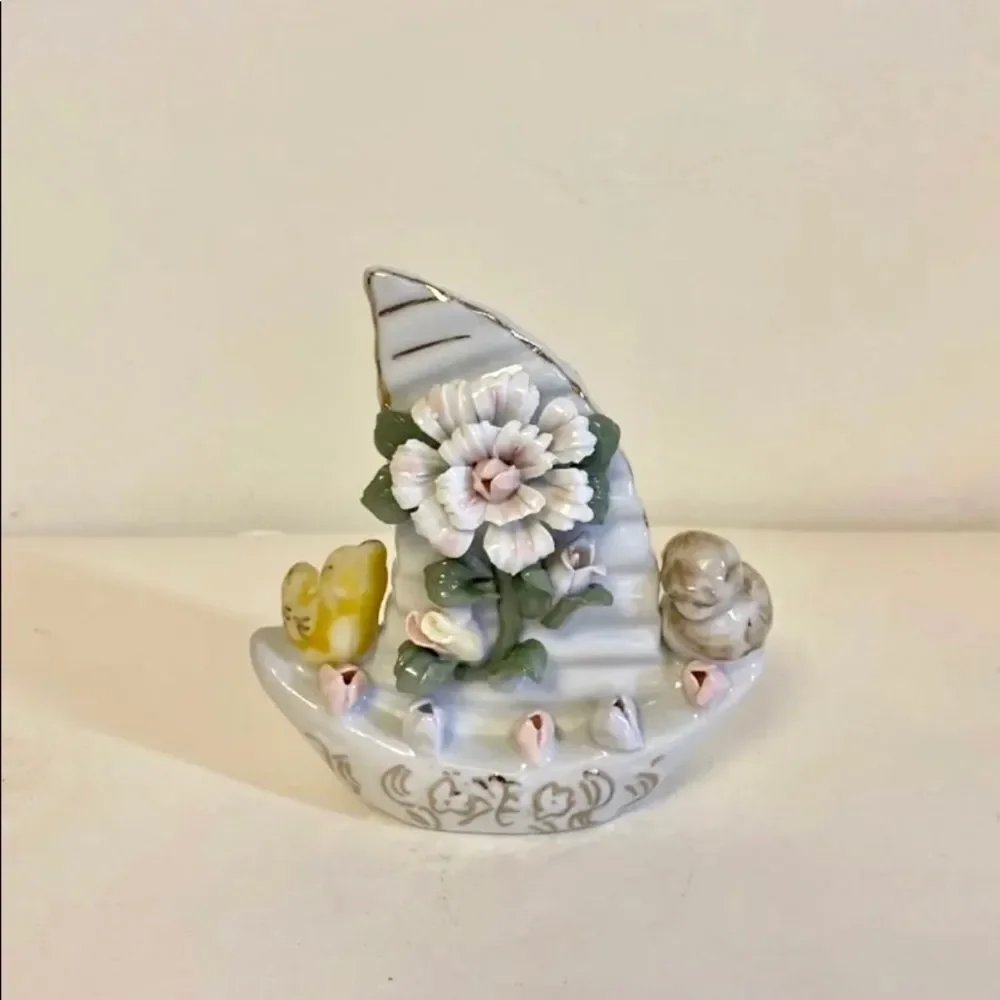 N/A vintage ceramic