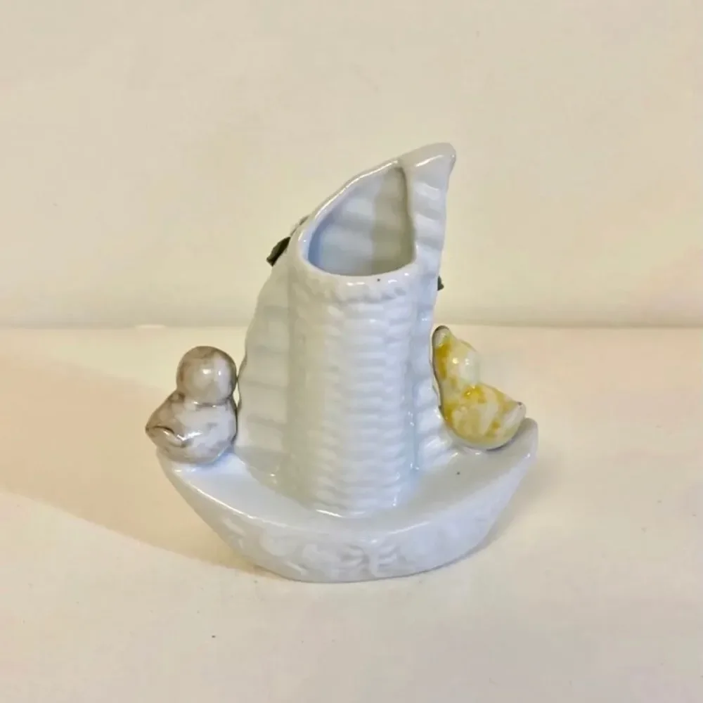N/A vintage ceramic