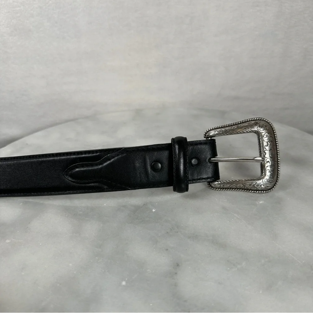 Nocona Belt Co good buckle