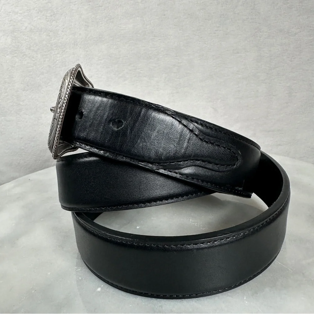 Nocona Belt Co good buckle