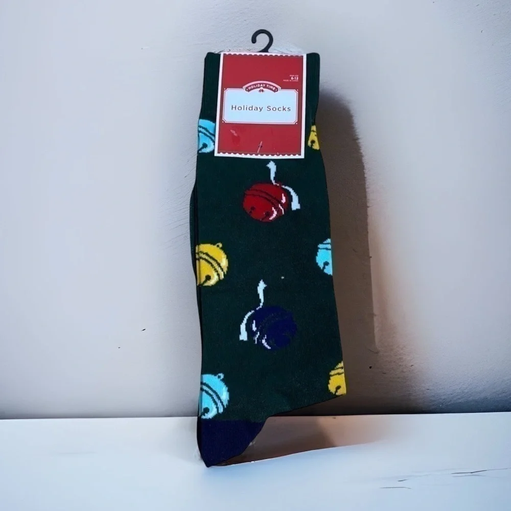 Christmas Jingle Bells Men’s Dress Socks NWT 6-12 Green