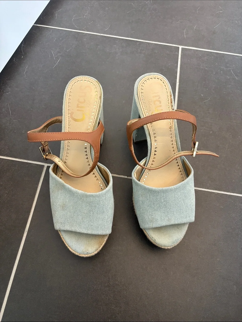 Circus by Sam Edelman stylish denim