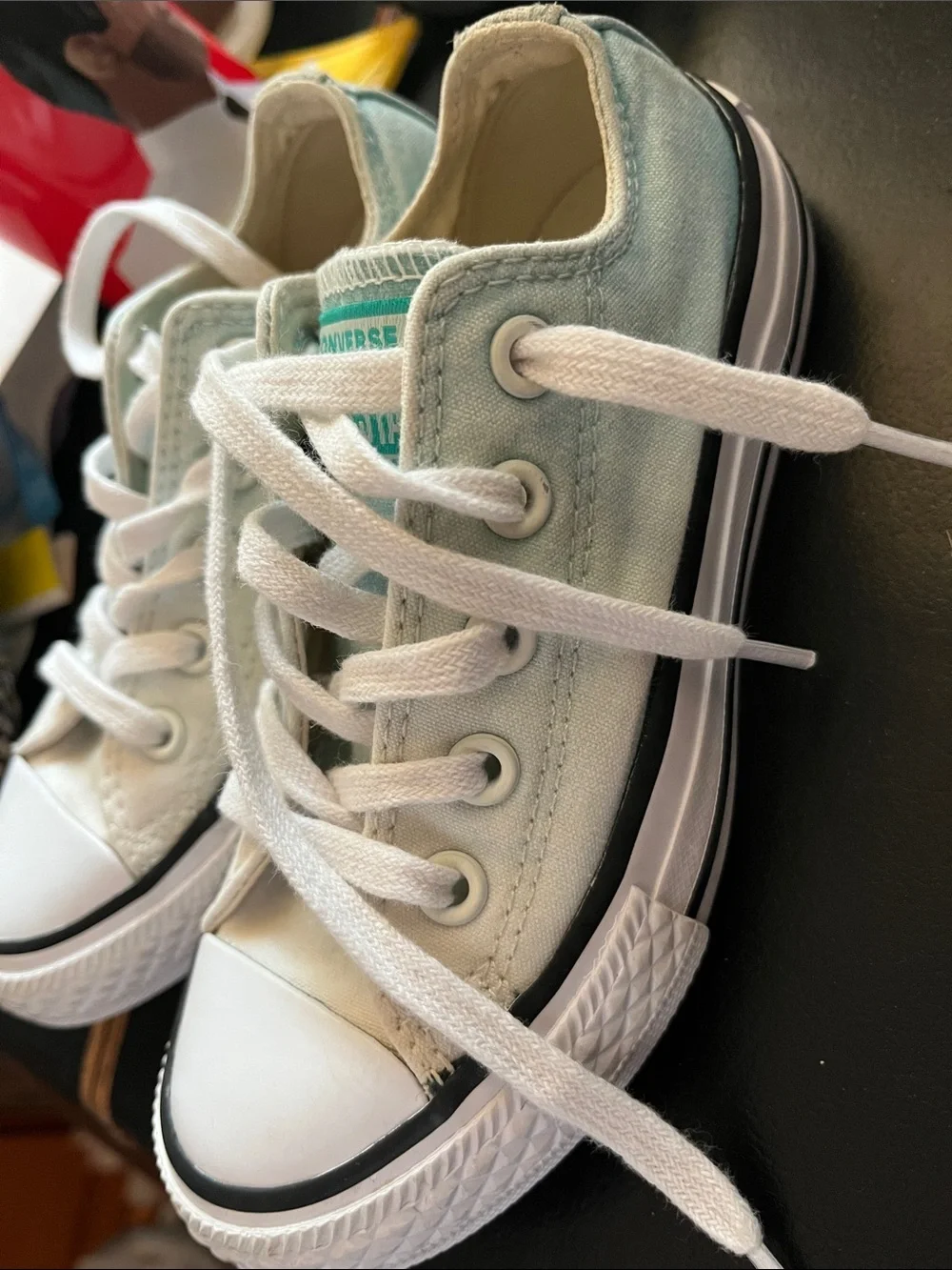 Converse kids low