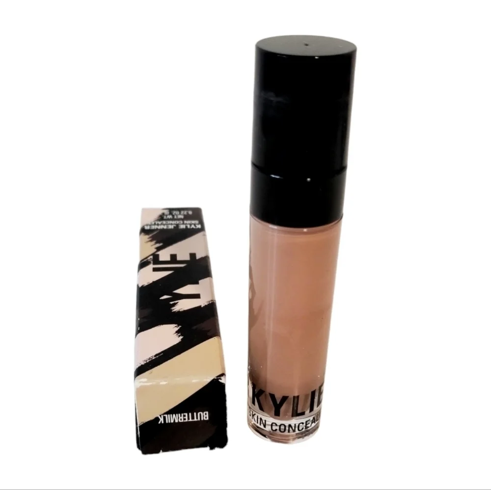 Kylie Jenner longwear box color